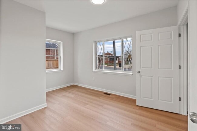 Building Photo - 730 New Pittsburg Ave