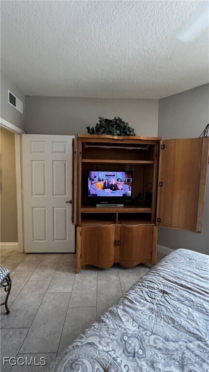 Building Photo - 15625 Ocean Walk Circle