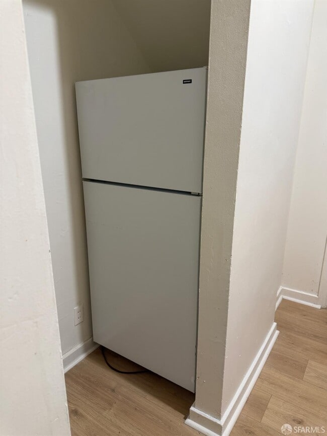 Building Photo - 1122 Sutter St