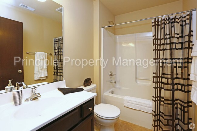 Building Photo - Pet Friendly Building at Woodsage Apartments
