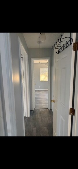 Building Photo - 9540 San Miguel Ave