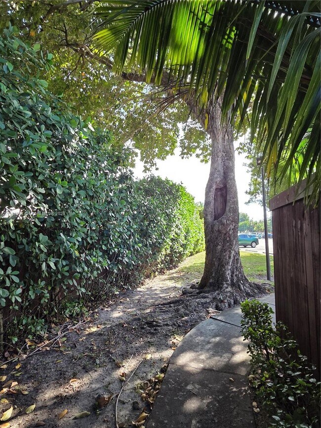 Building Photo - 7034 SW 114th Pl