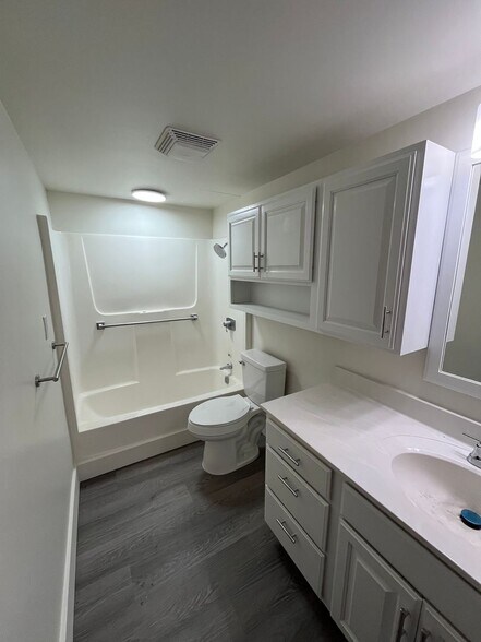 Building Photo - 7290 W Dean Rd