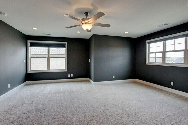 Building Photo - Custom Build in Sango.  Wow Factor