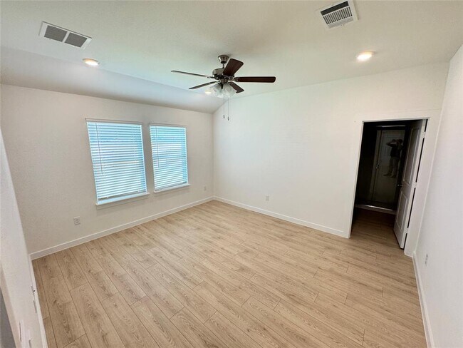 Building Photo - 14904 Found Admiral Ln