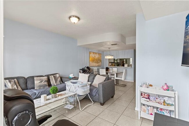 Building Photo - 7856 Dixie Beach Cir