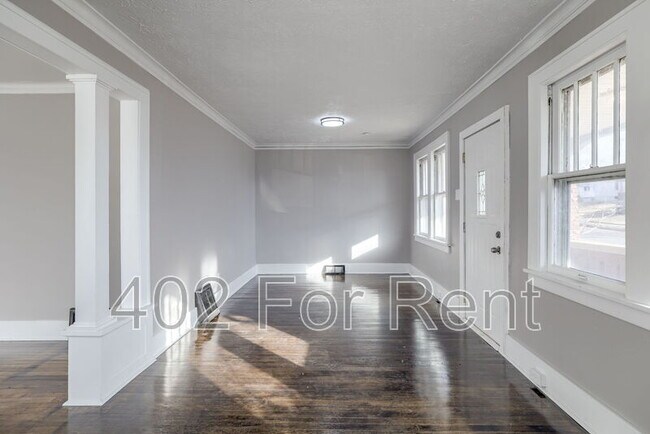 Building Photo - 6046 S 36th St