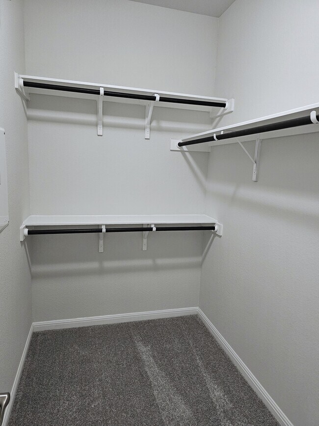 Building Photo - 9612 Whisper Willow Blvd