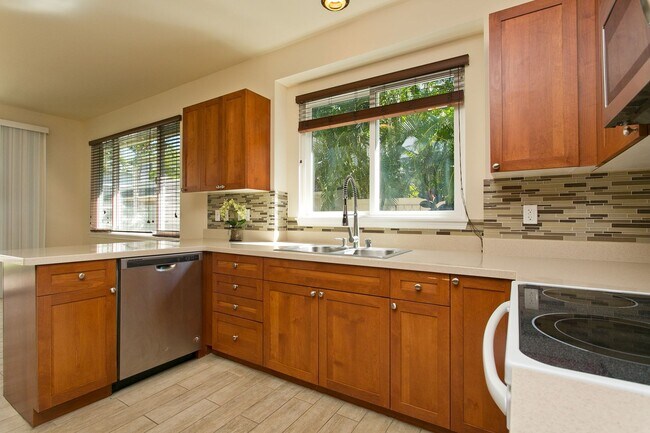 Building Photo - Latitudes by Gentry 3 BD 2.5 BA, Ewa Beach