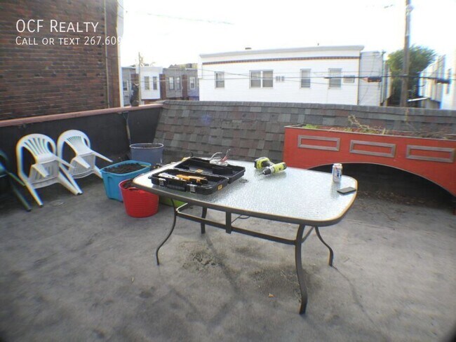 Building Photo - 1946 McKean St