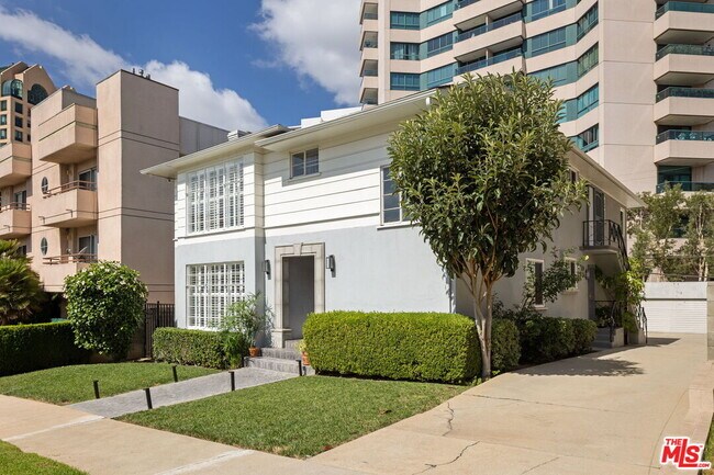 Building Photo - 10481 Ashton Ave