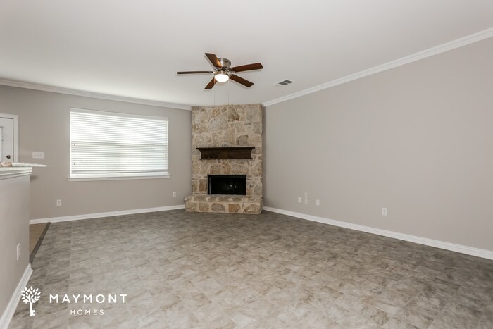 Building Photo - 3009 Flowering Springs Dr
