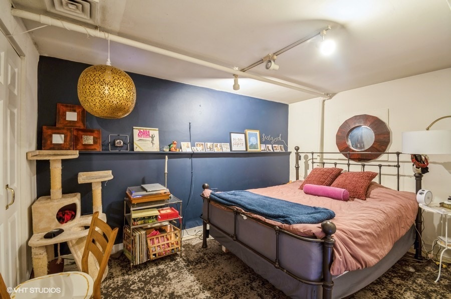 Main Bedroom - 1233 W Newport Ave