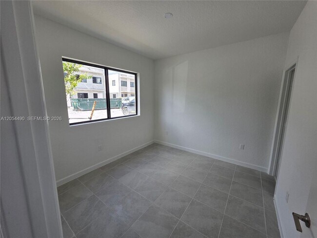 Building Photo - 13847 SW 261st St
