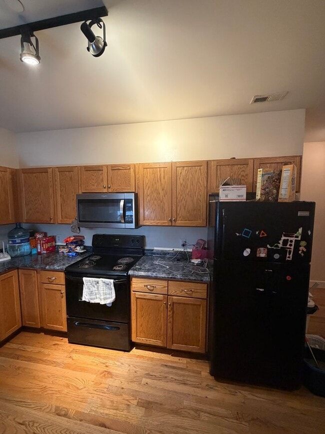 Building Photo - 1009 N 25th St