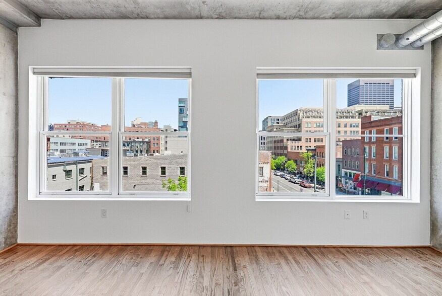 Building Photo - 1499 Blake St