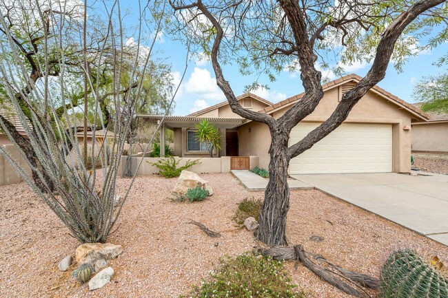 Building Photo - Saguaro Ridge