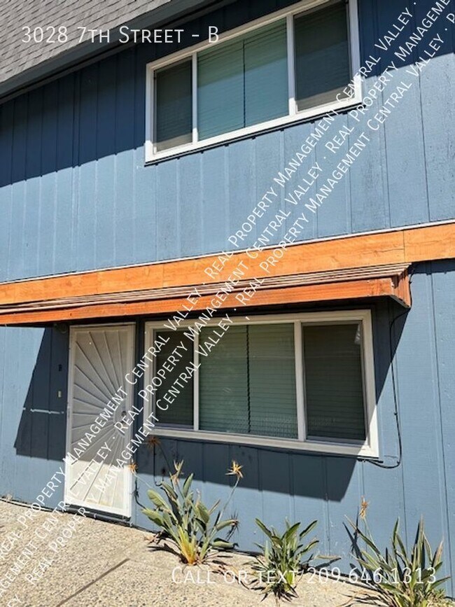 Building Photo - Ceres 2 Bedroom 1 Bathroom Tri-plex