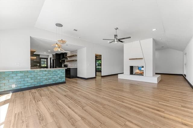 Building Photo - 11238 Webb Chapel Ct