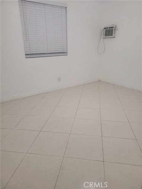 Building Photo - 8129 Comolette St