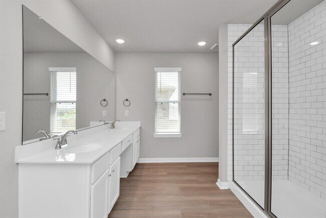 Building Photo - 27107 Newport Trce Ln