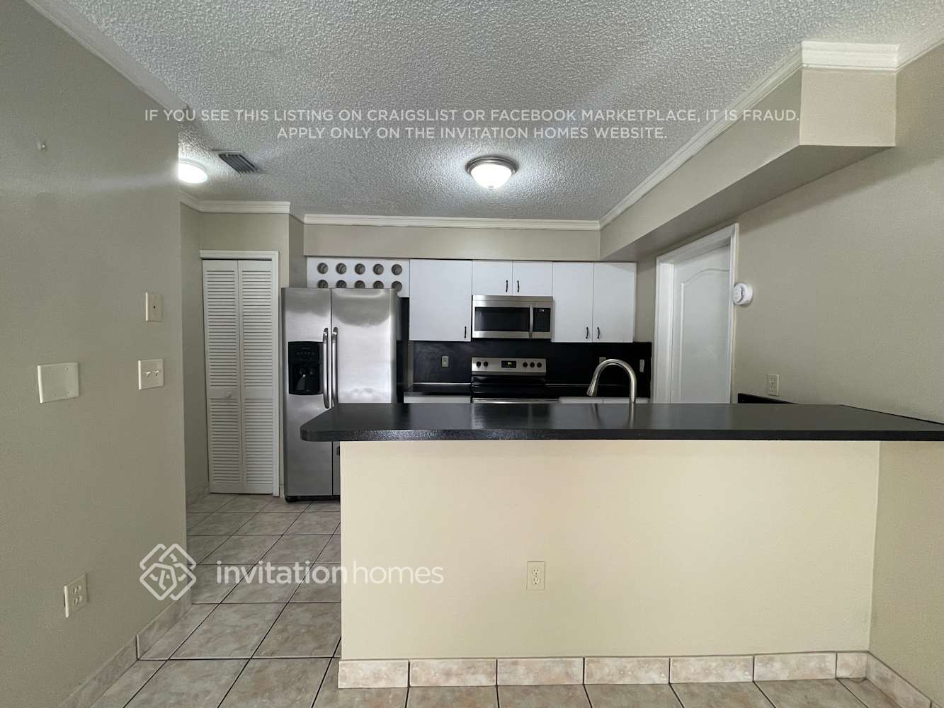 Building Photo - 9280 SW 154th Ct