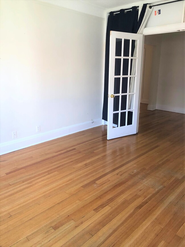 Building Photo - 145 Englewood Ave