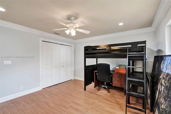 Building Photo - 5963 NW 75th Way