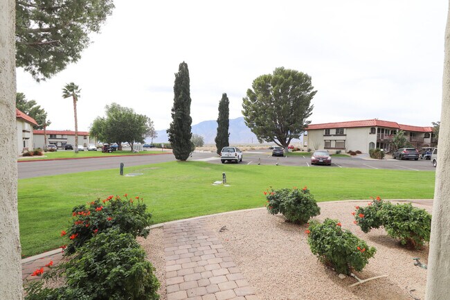 Building Photo - 9639 Spyglass Ave