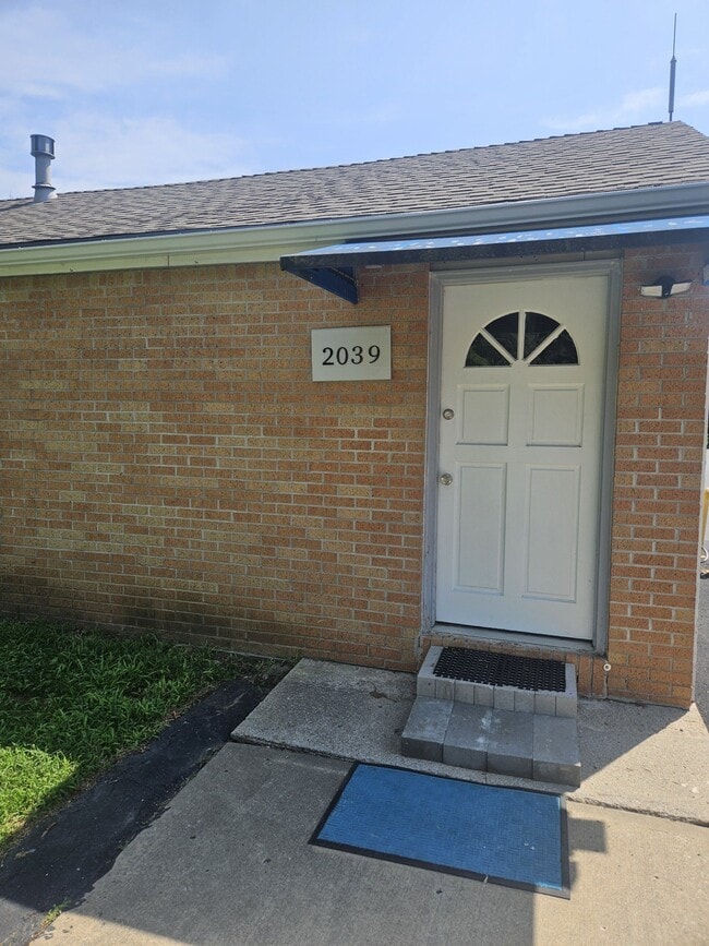 Building Photo - 2039 NW 49th Terrace