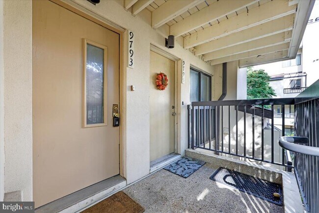 Building Photo - 9793 Hellingly Pl