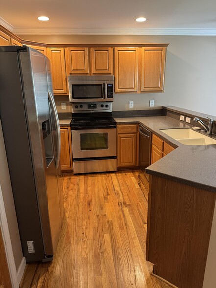 Kitchen - 7649 Keistlers Store Rd