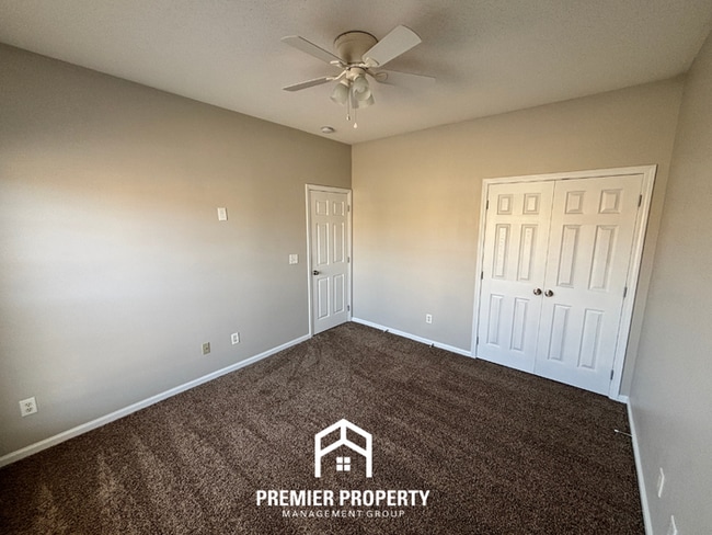 Building Photo - Charming 3BR Tuscaloosa Home | Hardwood Floors, Brick Fireplace, 2-Car Garage & Fenced Yard