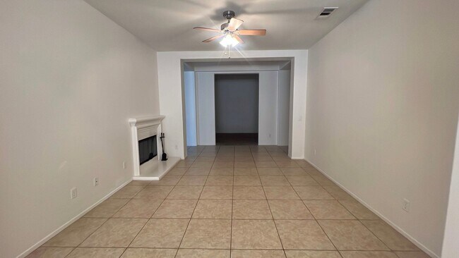 Building Photo - (APPLICATION PENDING) West Lancaster Singl...