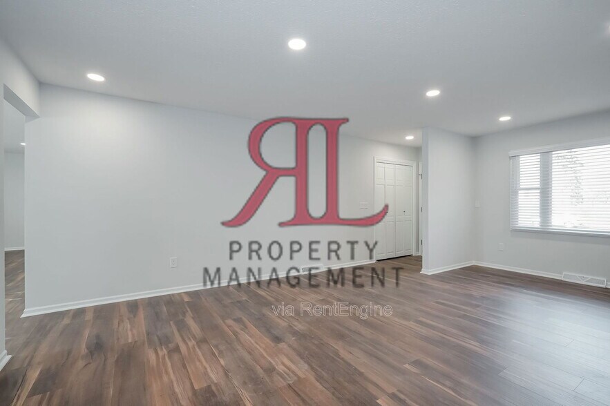 Building Photo - 1871 Drew Ave