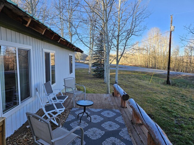 Building Photo - 2006 WY-352