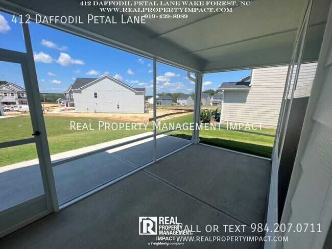 Building Photo - 412 Daffodil Petal Ln