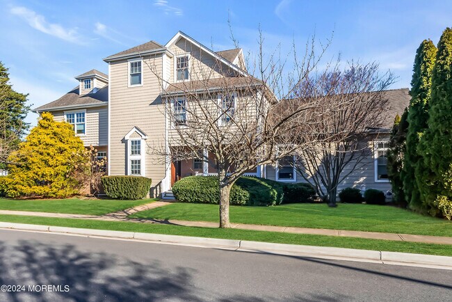 Building Photo - 118 Beacon Blvd