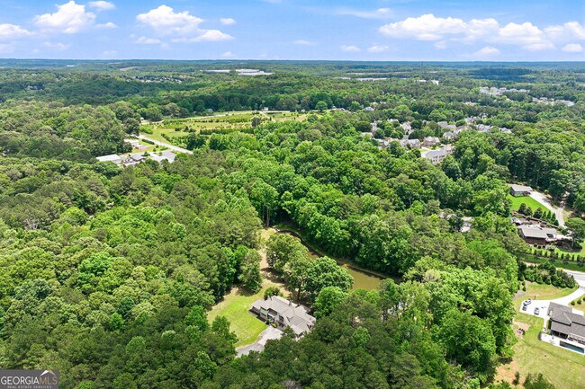 Building Photo - 3735 Smithtown Rd