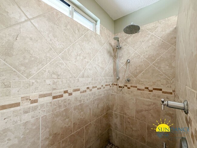Building Photo - 4504 Boca Dr