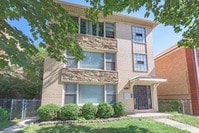Building Photo - 5942 W Addison St