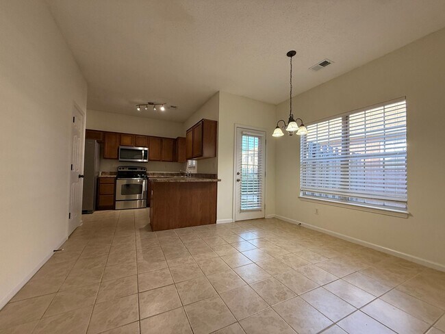 Building Photo - CORDOVA 3 BED 3 BATH RENTAL HOME NEAR SHEL...
