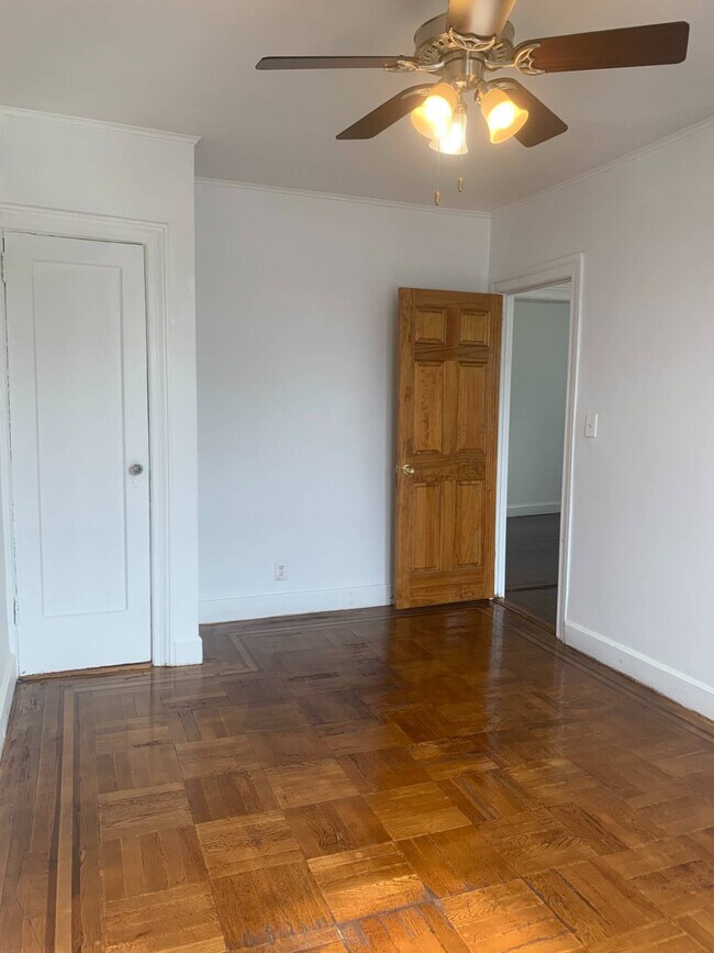 Building Photo - 1423 Noble Ave