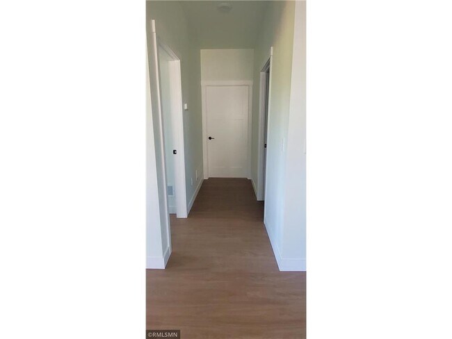 Building Photo - 1229-1231 Wisteria Ln