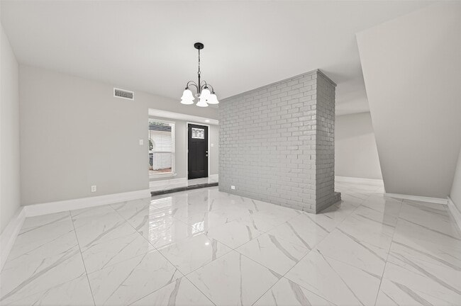 Building Photo - 7739 Antoine Dr