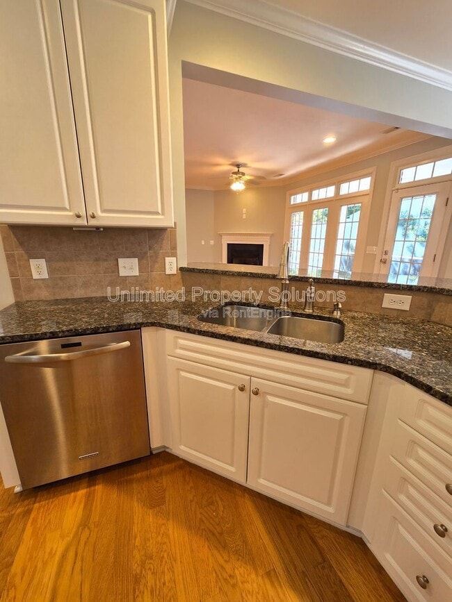 Building Photo - 4838 Whitner Dr