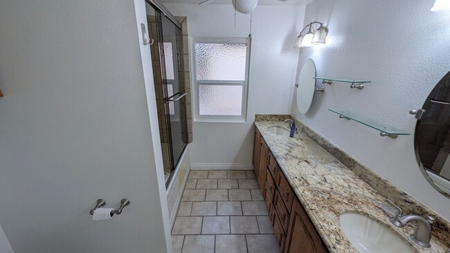 Building Photo - Single-Story home on cul-de-sac in Victoria Neighborhood Available for Lease