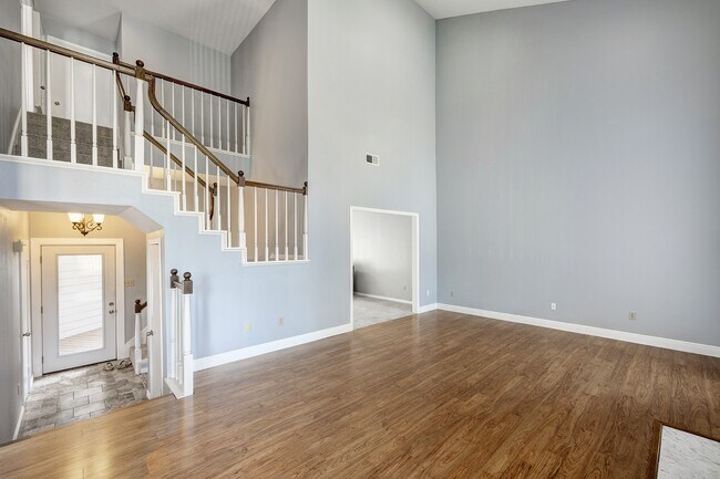 Building Photo - 2601 S Broadway St