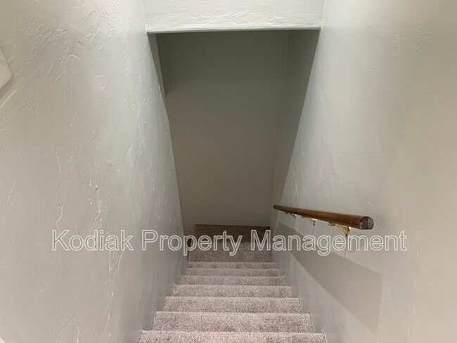 Building Photo - 150 W 1050 S