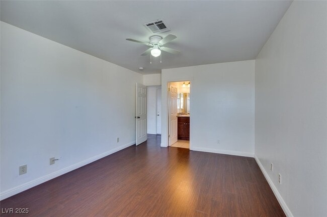 Building Photo - 5034 Lark Canyon Ct